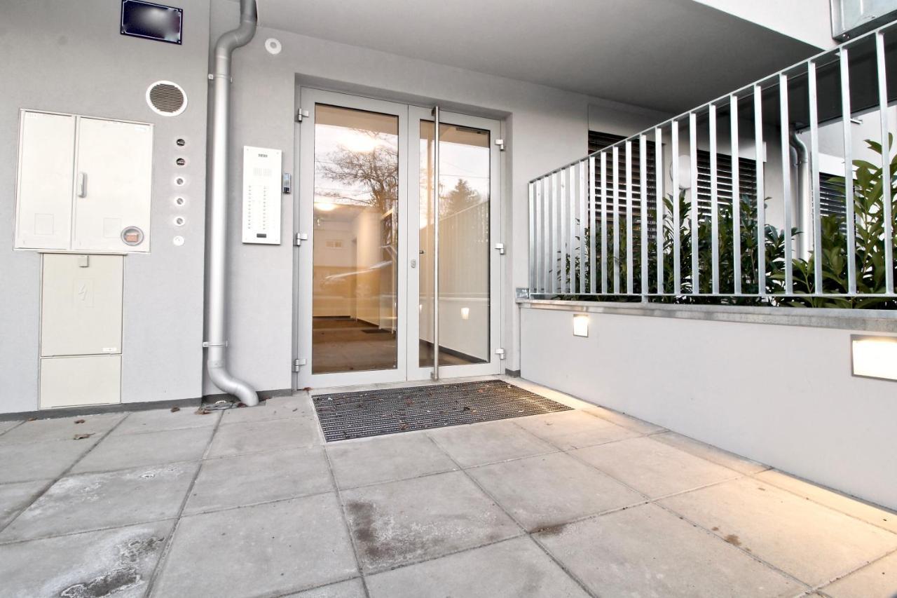 Yellow Flower Apartment With Pool - 5 Min To Lake Vienna Exterior photo